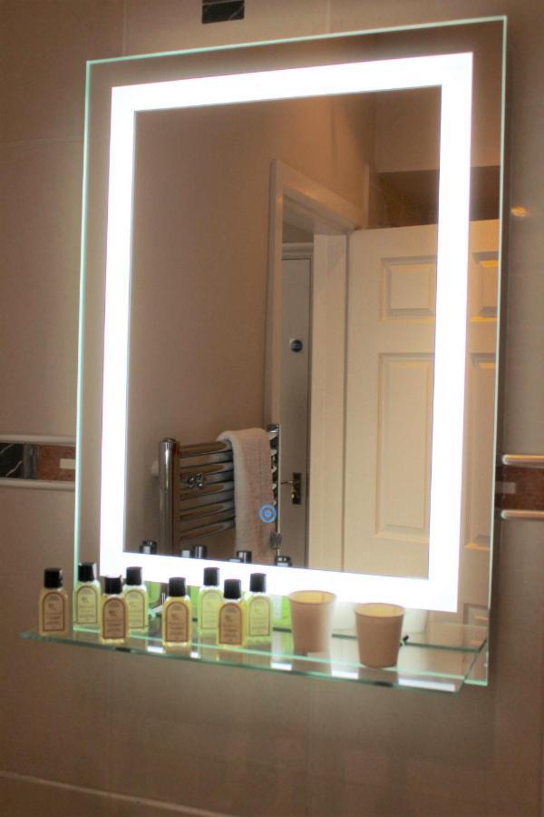 Hotel The Crown 4*