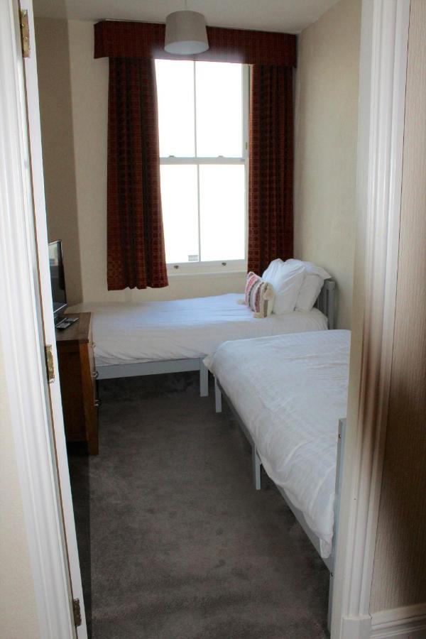 Hotel The Crown